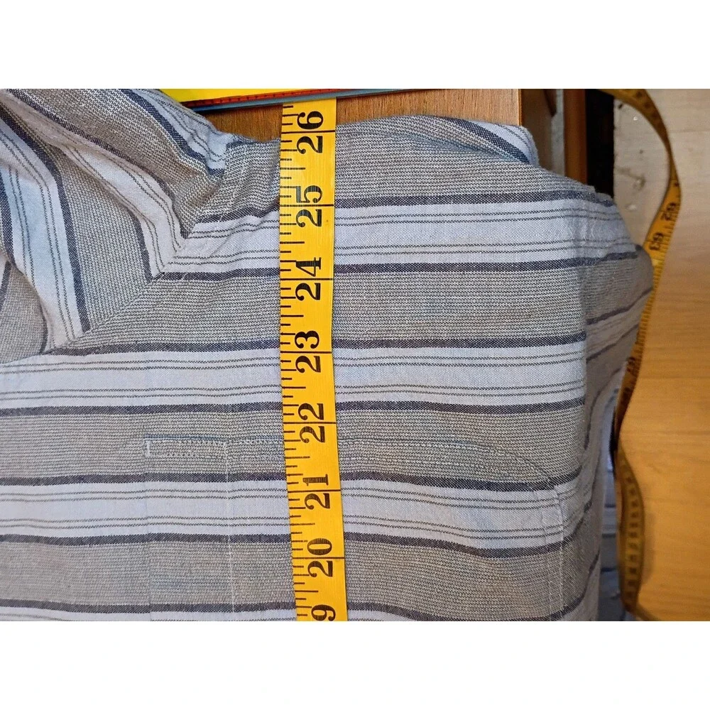 Men Levis Shirt Size XL Silver Label Button Down Blue Gray Striped